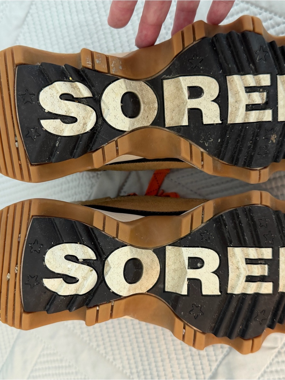 Sorel Kinetic Impact Conquest Boots Tan Suede w/Orange Laces Sz 7 - Picture 6 of 8
